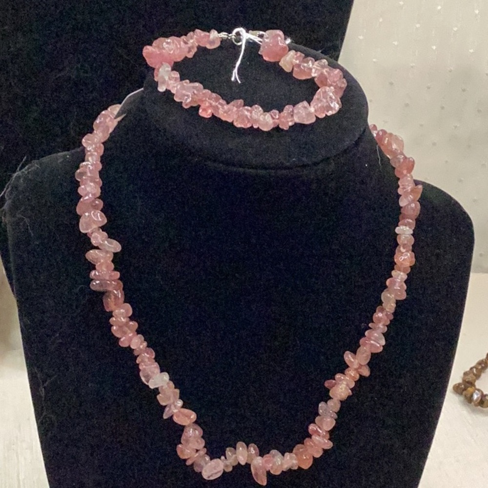 Strawberry Quartz Gemstone Necklace and Bracelet Set